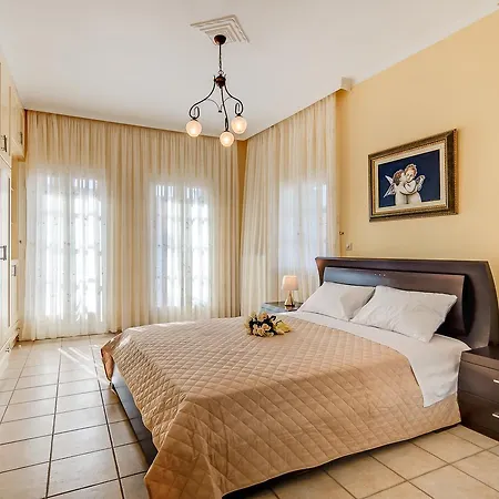 Casa Di Elena Дом отдыха *